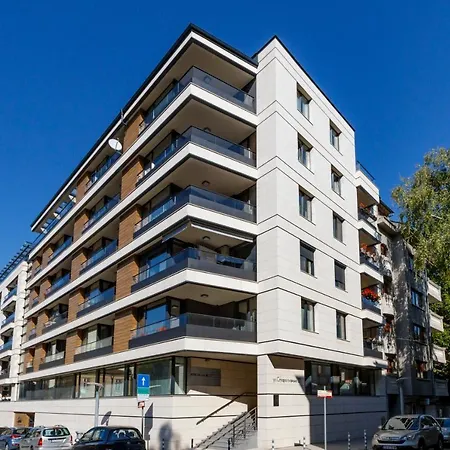 Apartment Sophie - Central 1 Bedroom Apt, Includes Free Parking Garage *