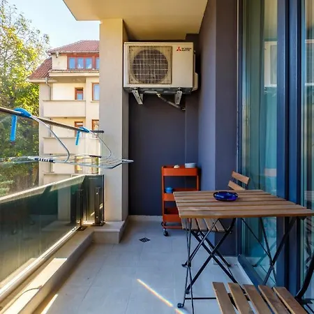 Appartamento Sophie - Central 1 Bedroom Apt, Includes Free Parking Garage